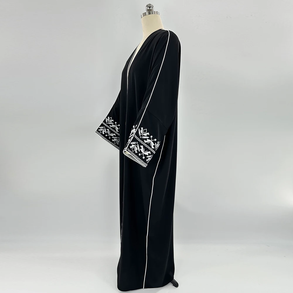 Embroidered Abaya Dress – Elegant Long Sleeve Modest Wear for Women