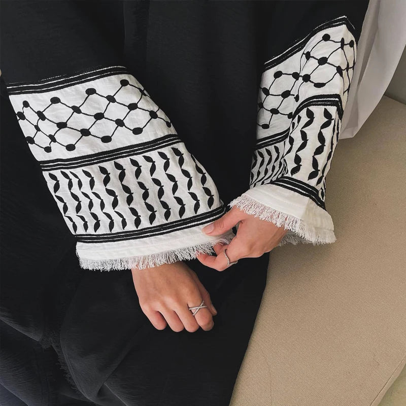 2024 Wrinkle Soft Crepe Embroidery Muslim Kefiyyeh Abaya Ramadan Tassel Dubai Abaya Women Muslim Dress Modest Islamic Clothing